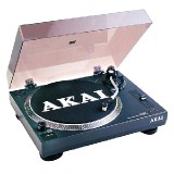 gramofón Akai